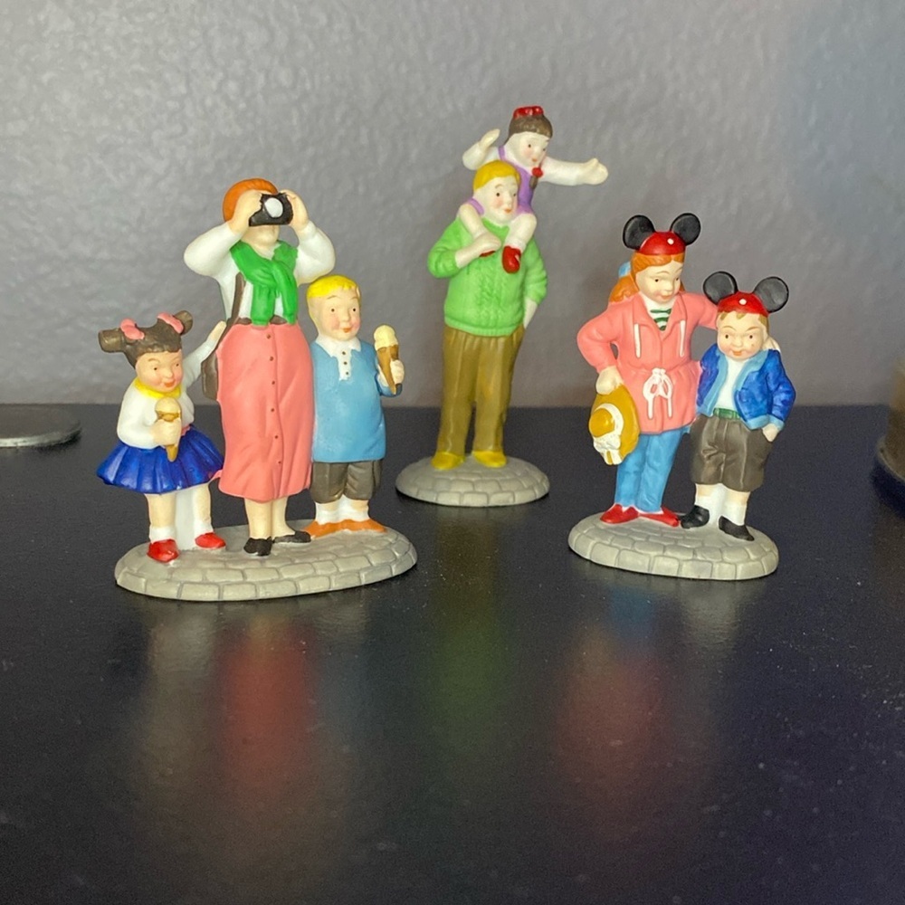 Disney 50th Family Figurine Set